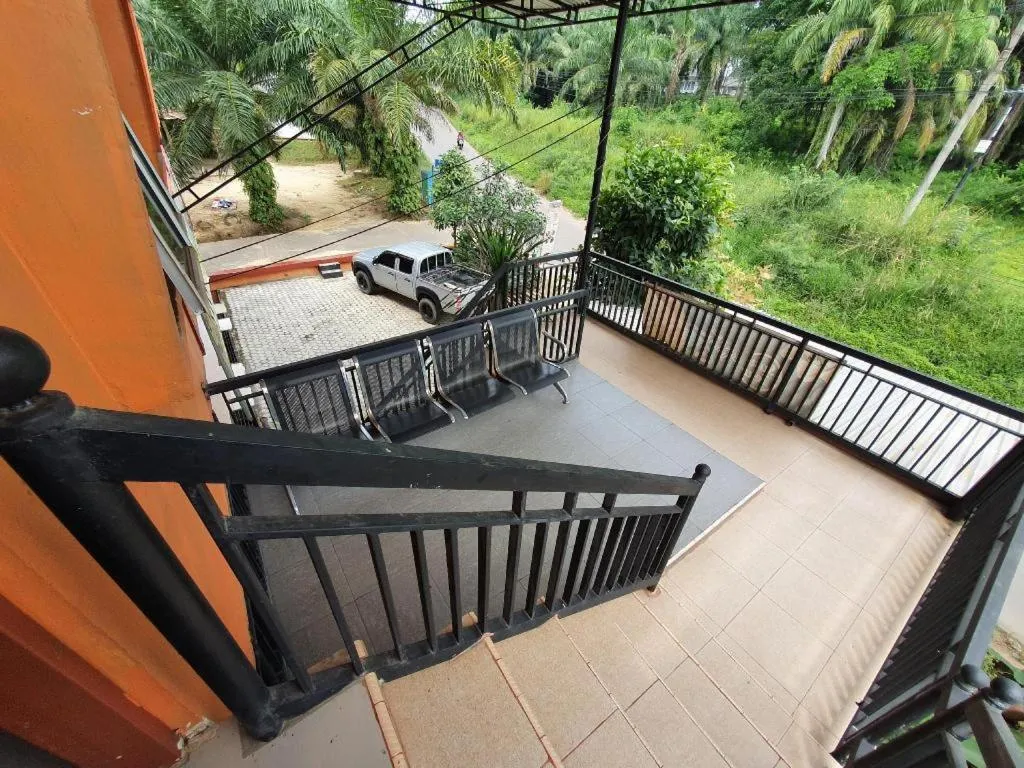 OYO 90976 Bagus Family Syariah