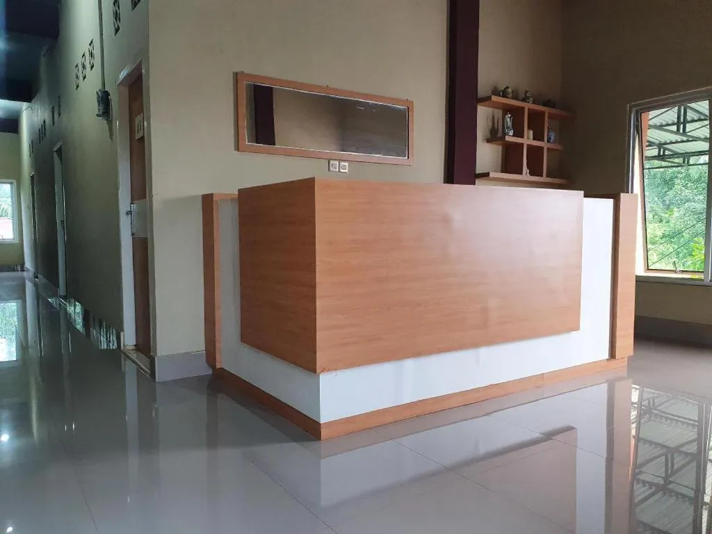 OYO 90976 Bagus Family Syariah