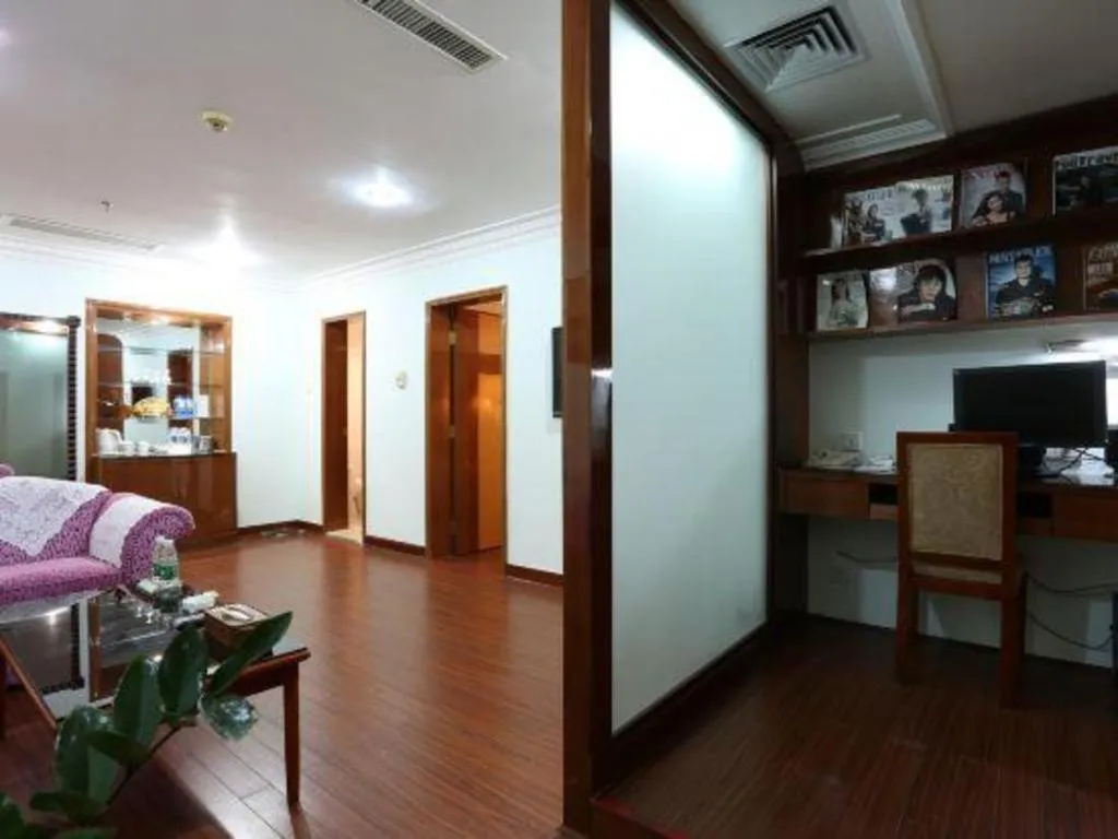 Xinyuan Hot Spring Hotel