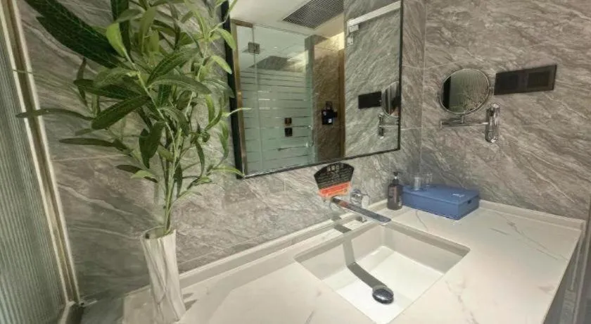 Xinyuan Hot Spring Hotel