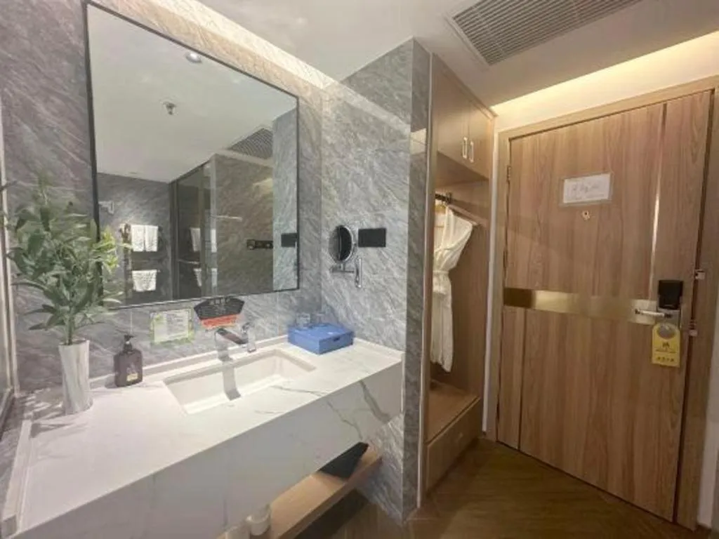 Xinyuan Hot Spring Hotel