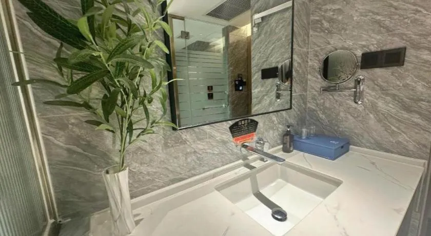 Xinyuan Hot Spring Hotel