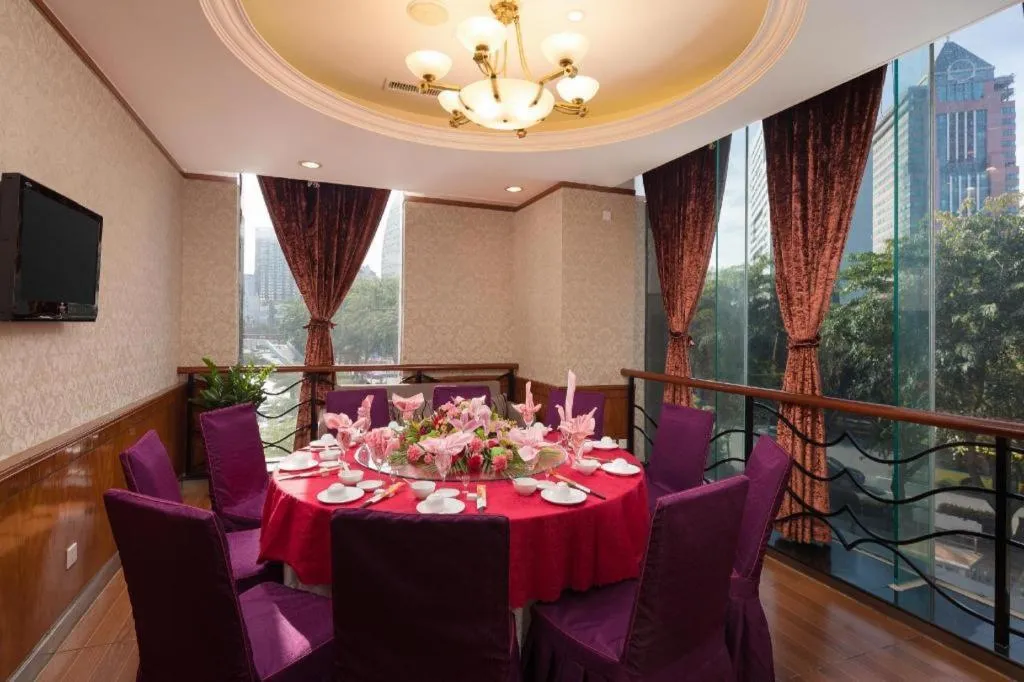 Xinyuan Hot Spring Hotel