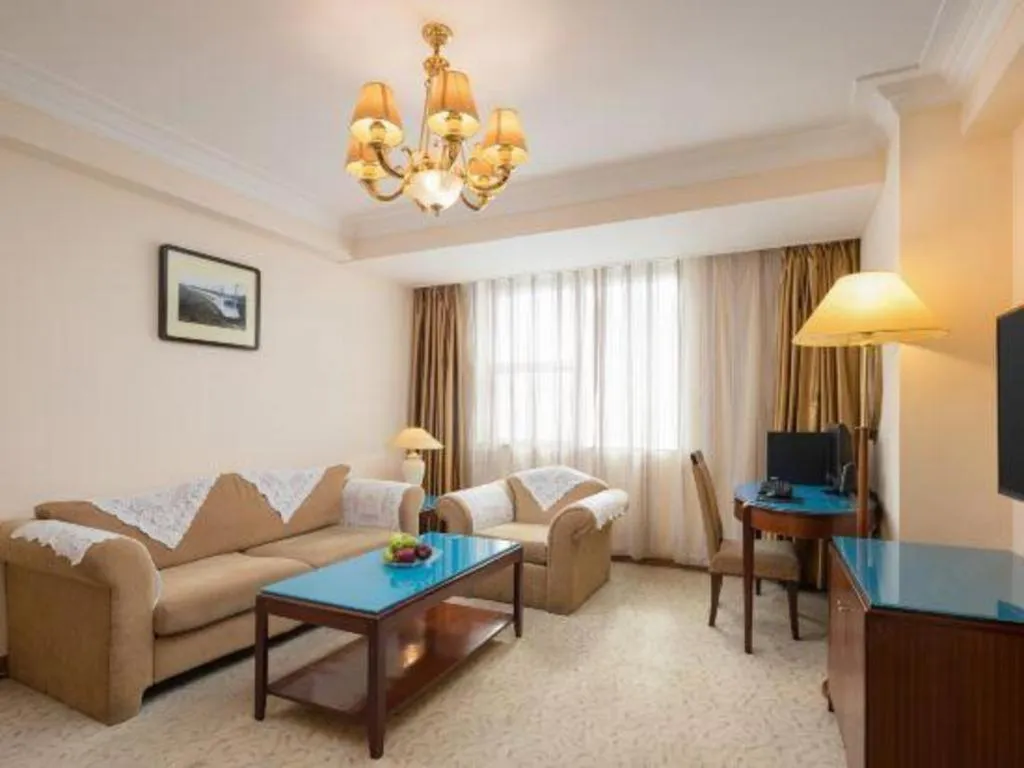 Xinyuan Hot Spring Hotel