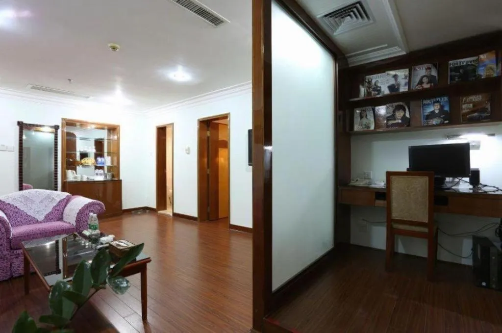 Xinyuan Hot Spring Hotel