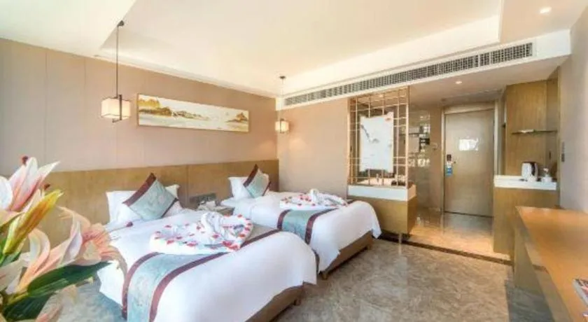 Bed in Xinyuan Hot Spring Hotel