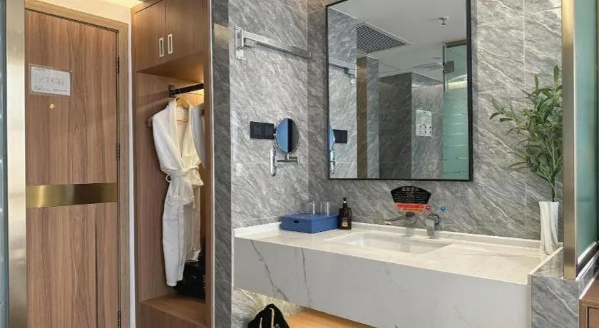 Xinyuan Hot Spring Hotel