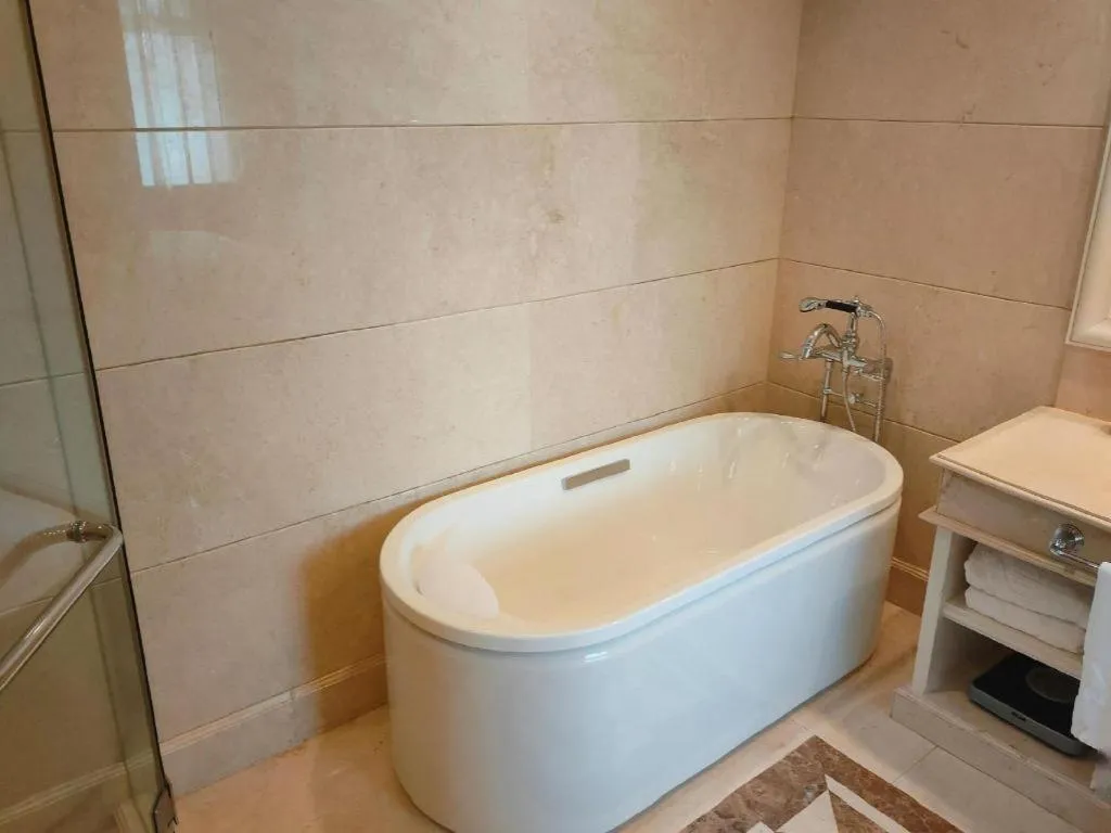 Dalian Liangyun Hotel