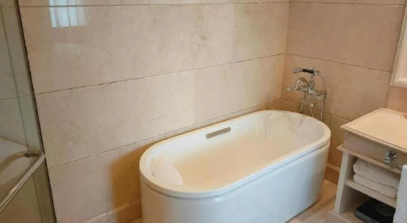 Dalian Liangyun Hotel