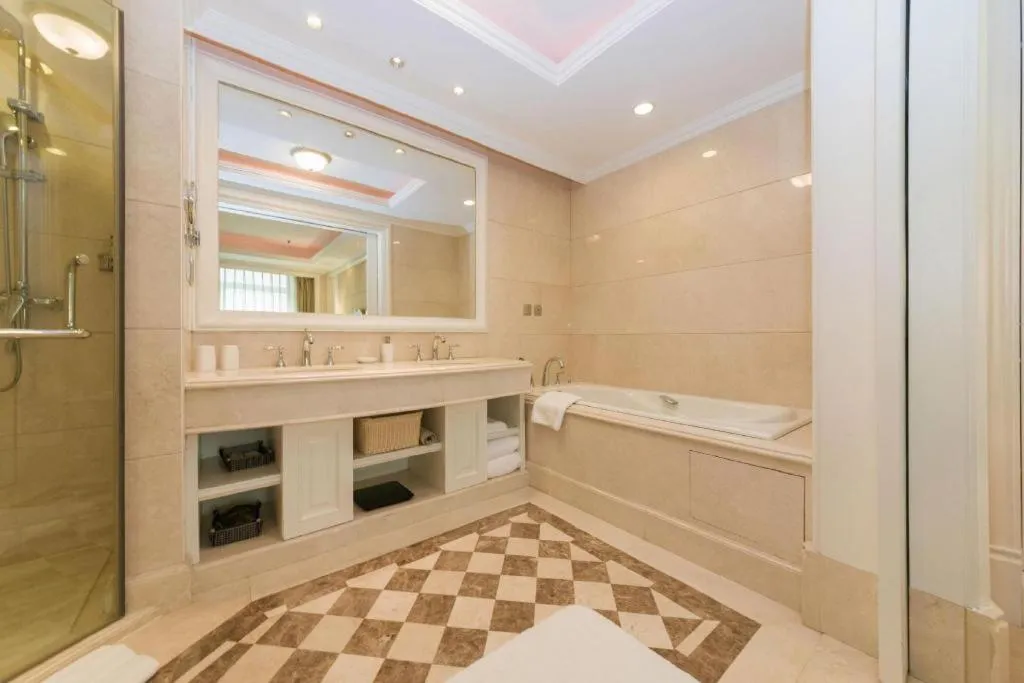 Dalian Liangyun Hotel