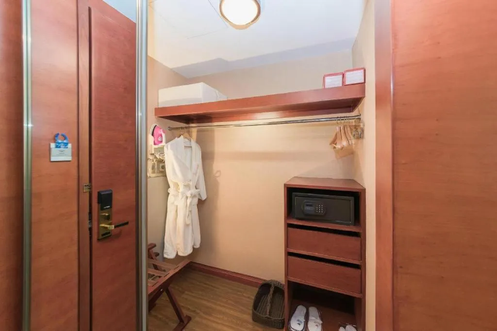 Dalian Liangyun Hotel