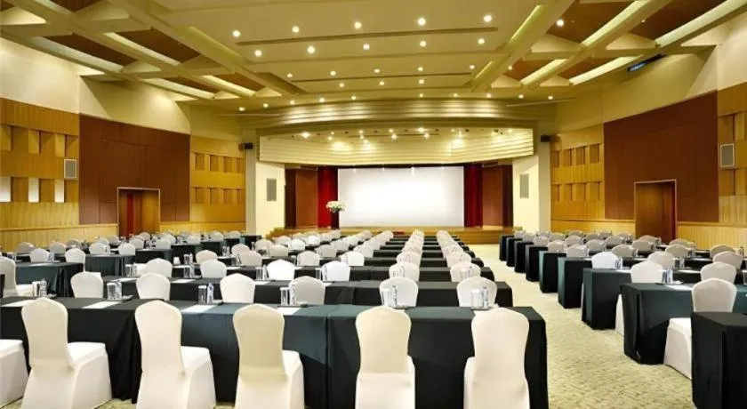 Dongguan MCB Lake Hotel