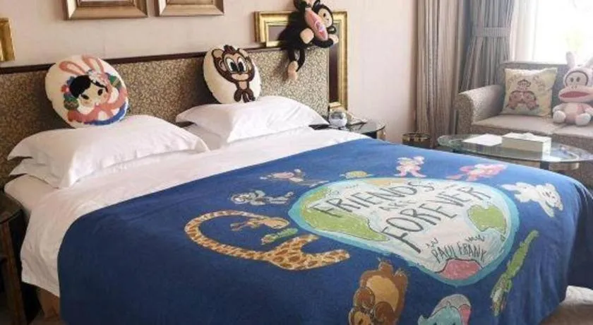 Bed in Dongguan MCB Lake Hotel