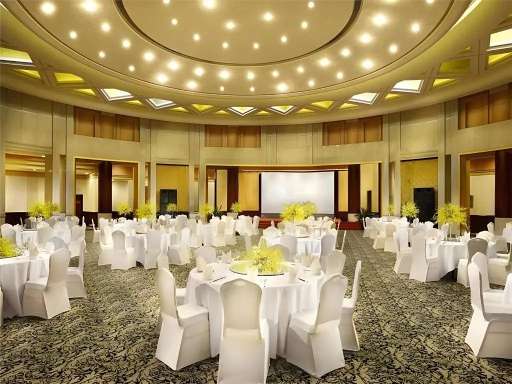 Dongguan MCB Lake Hotel