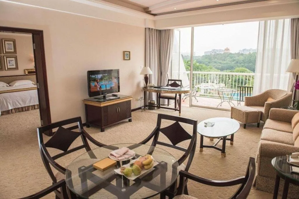 Dongguan MCB Lake Hotel