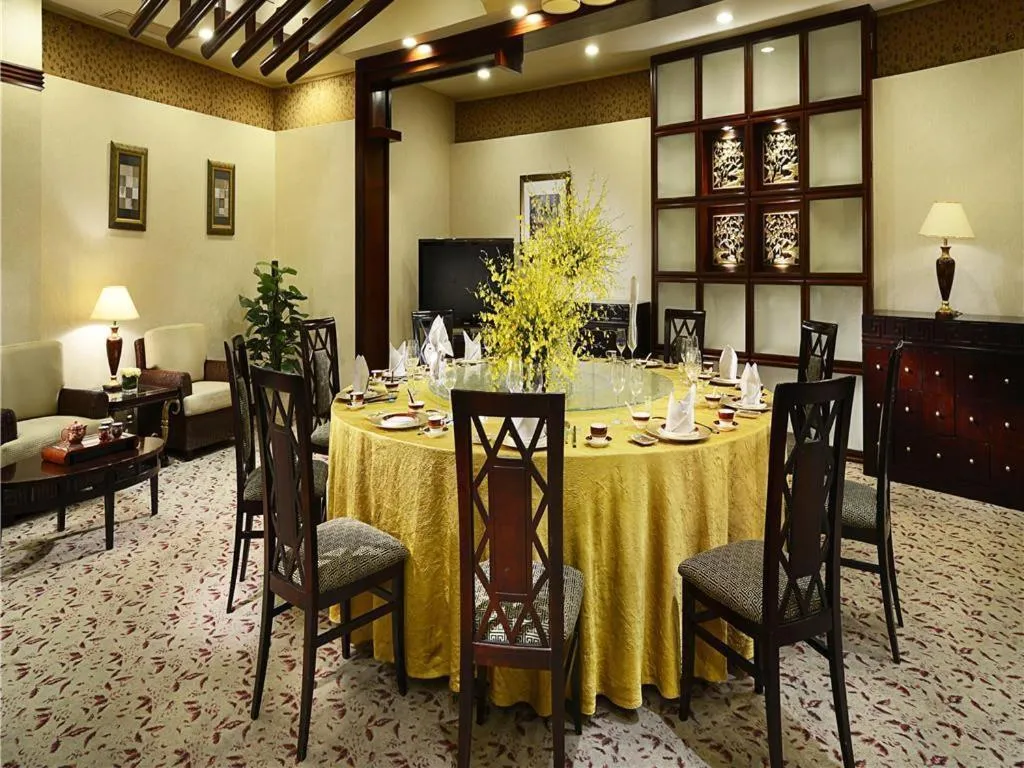 Dongguan MCB Lake Hotel