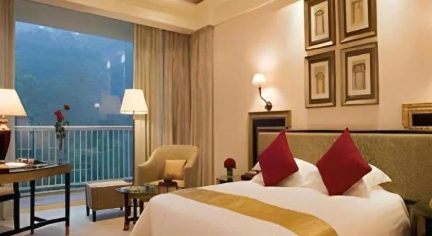 Bed in Dongguan MCB Lake Hotel