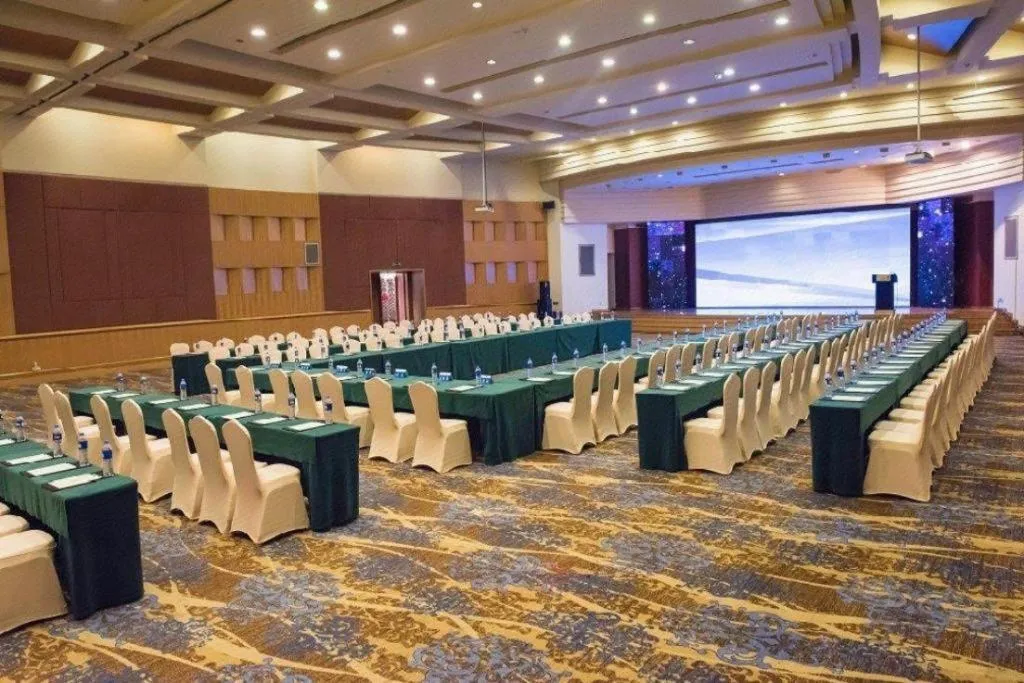 Dongguan MCB Lake Hotel