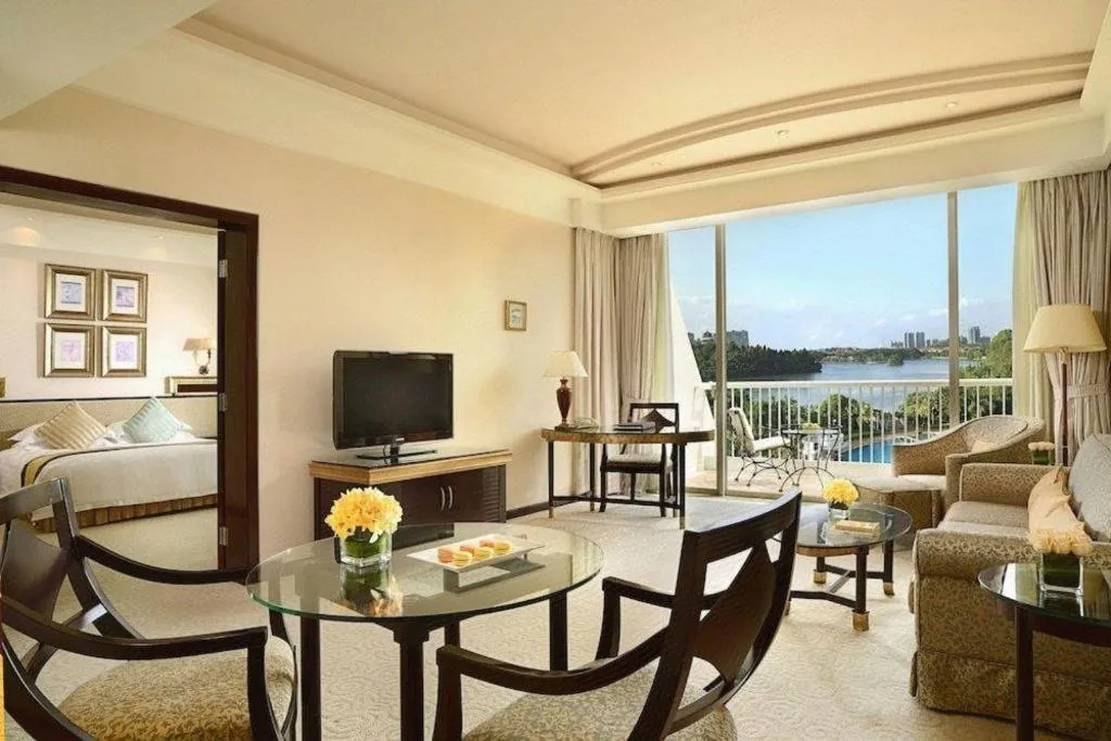 Dongguan MCB Lake Hotel