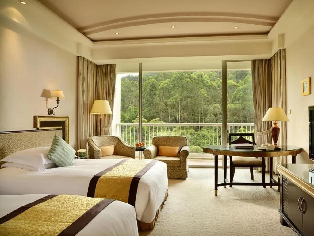 Bed in Dongguan MCB Lake Hotel