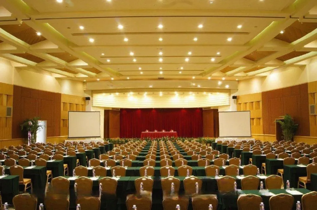 Dongguan MCB Lake Hotel