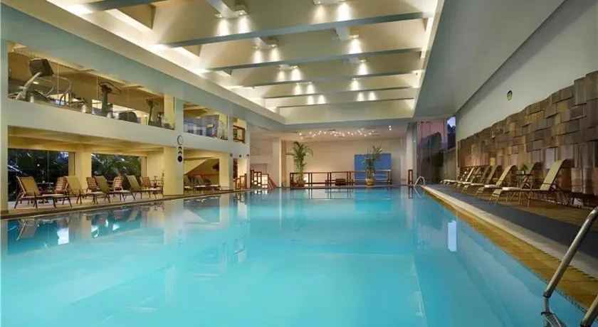 Dongguan MCB Lake Hotel