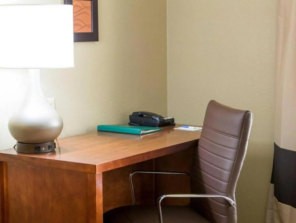 Comfort Inn DFW Airport North