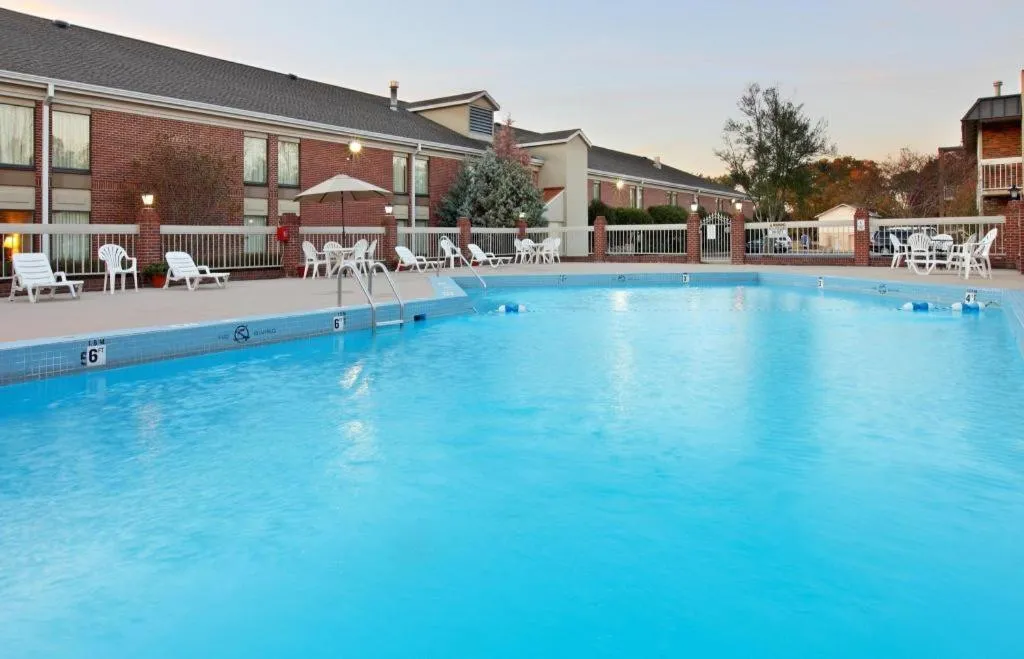 Holiday Inn Express Hotel And Suites Corinth By IHG