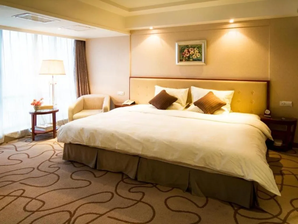 Bed in Nanchang Galactic Peace International Hotel