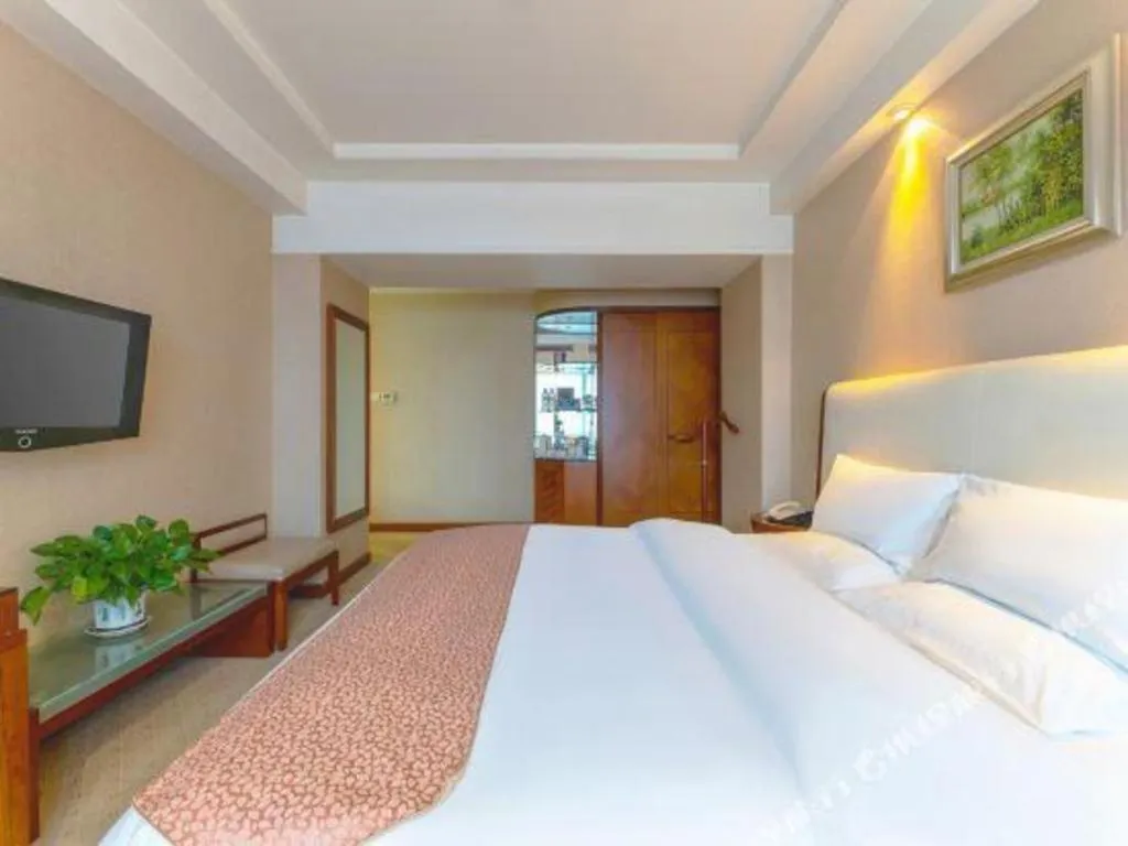 Bed in Nanchang Galactic Peace International Hotel