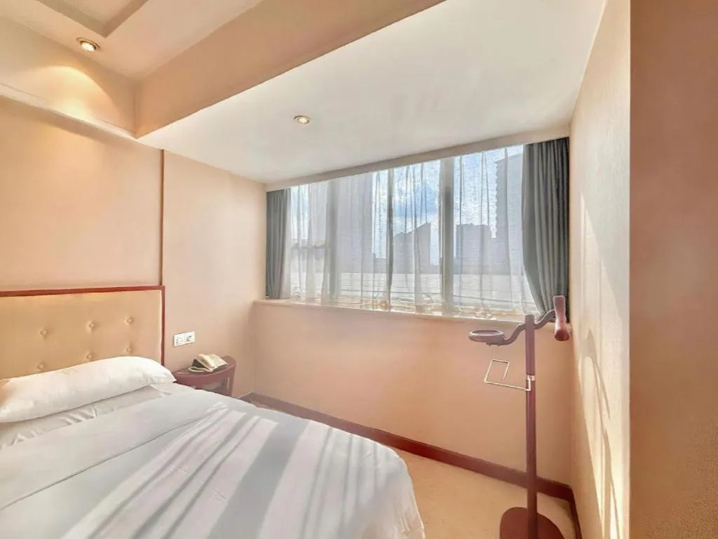 Bed in Nanchang Galactic Peace International Hotel