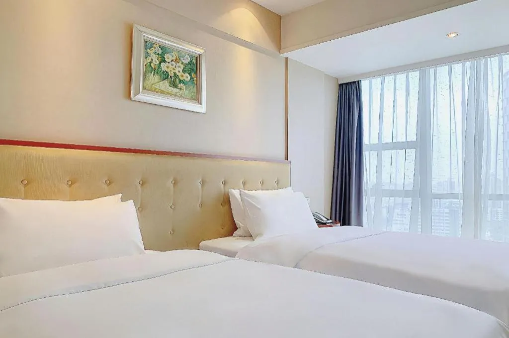 Bed in Nanchang Galactic Peace International Hotel