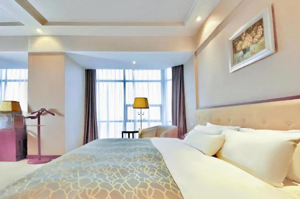 Bed in Nanchang Galactic Peace International Hotel