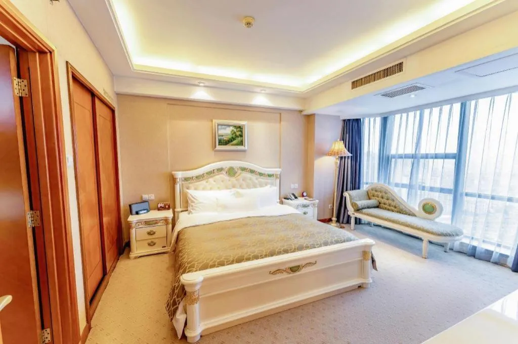 Bed in Nanchang Galactic Peace International Hotel