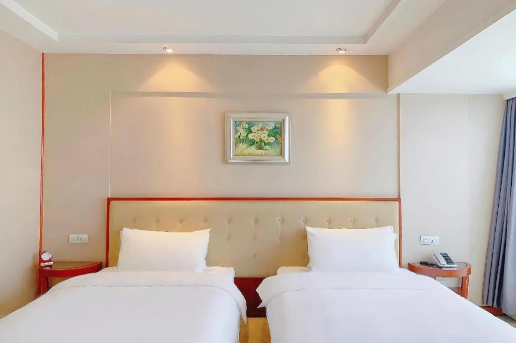 Bed in Nanchang Galactic Peace International Hotel