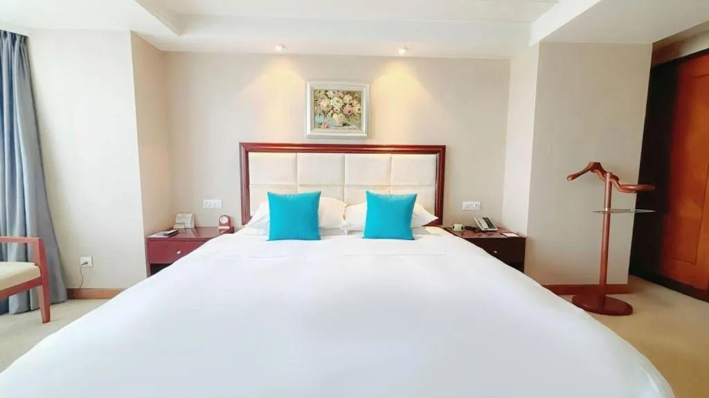 Bed in Nanchang Galactic Peace International Hotel