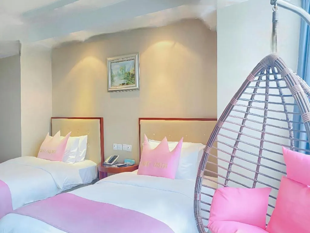 Bed in Nanchang Galactic Peace International Hotel