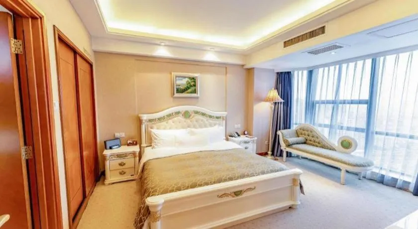 Bed in Nanchang Galactic Peace International Hotel