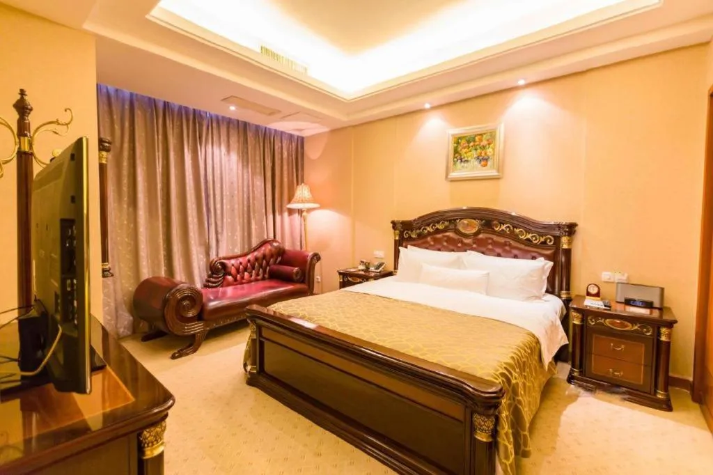 Bed in Nanchang Galactic Peace International Hotel