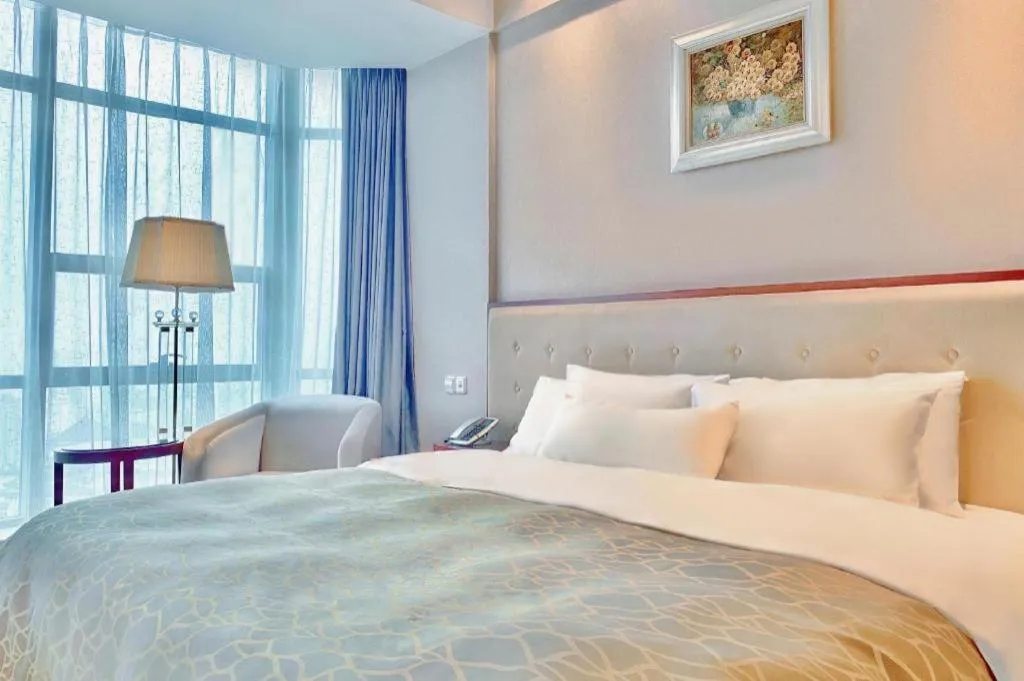 Bed in Nanchang Galactic Peace International Hotel