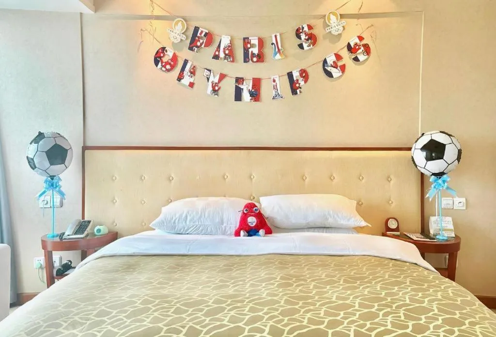 Bed in Nanchang Galactic Peace International Hotel