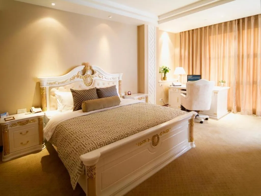 Bed in Nanchang Galactic Peace International Hotel