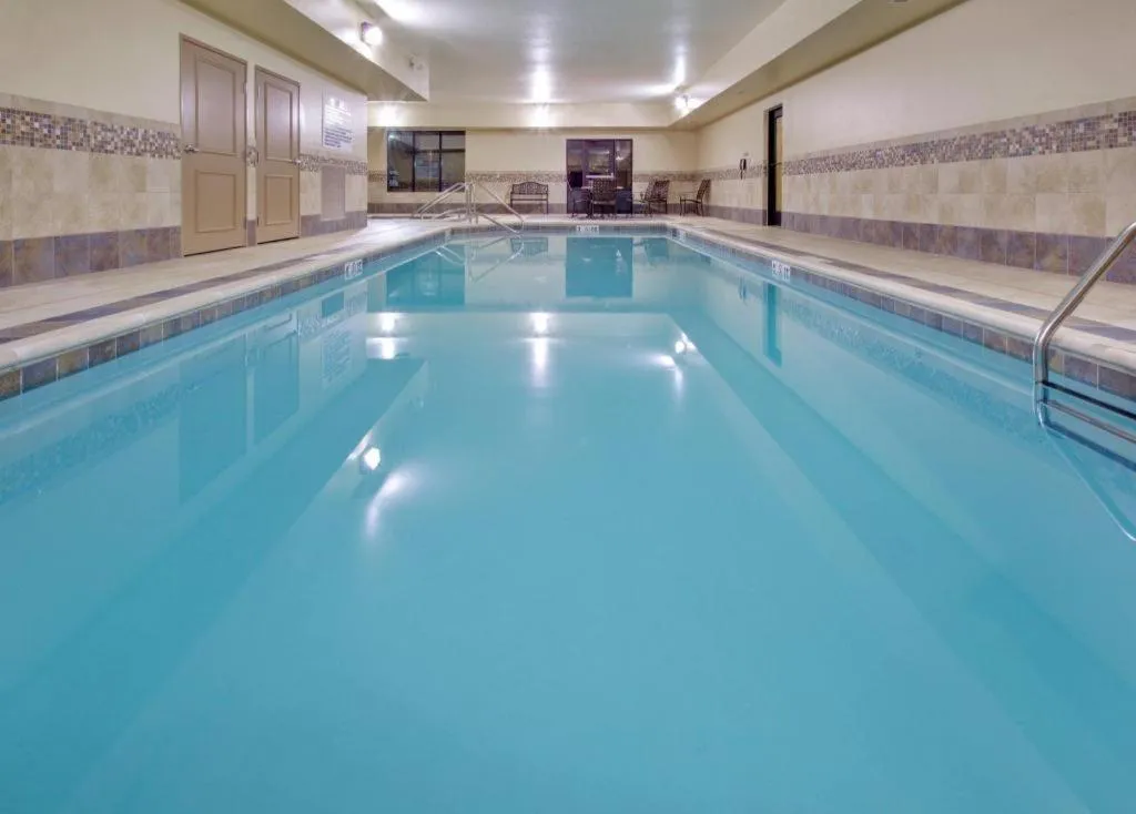 Holiday Inn Express Hotel & Suites Grand Island By IHG