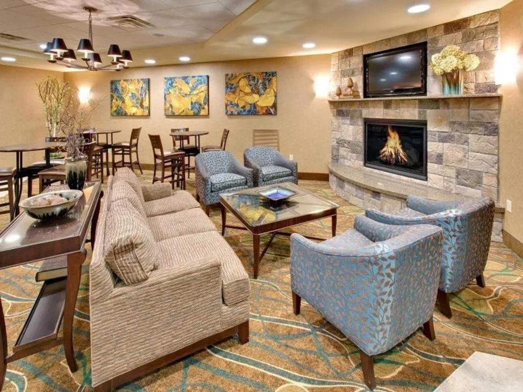 Holiday Inn Express Hotel & Suites Grand Island By IHG