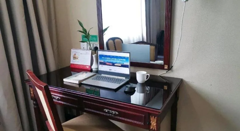 Sun Island Holiday Hotel