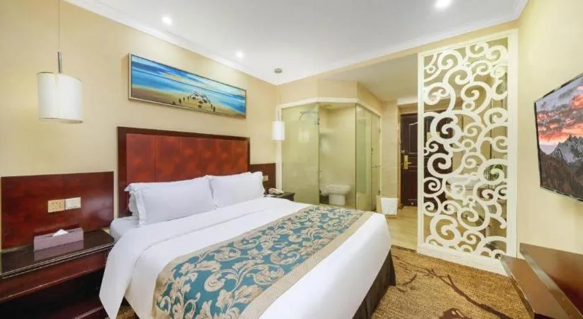 Bed in Sun Island Holiday Hotel