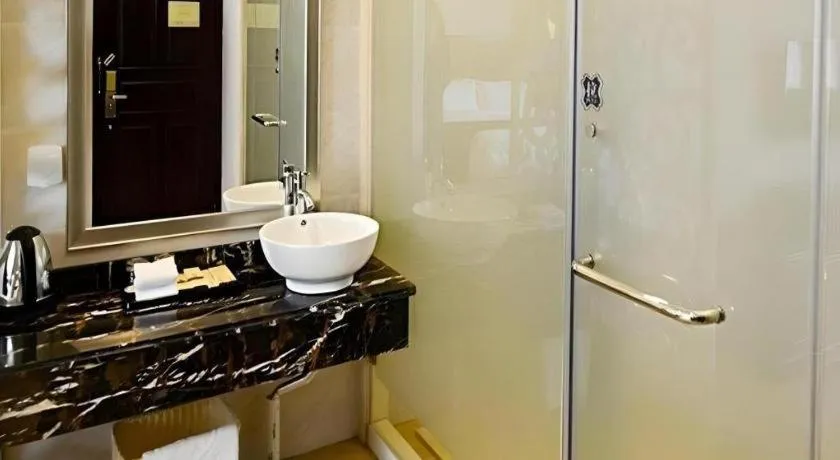 Sun Island Holiday Hotel