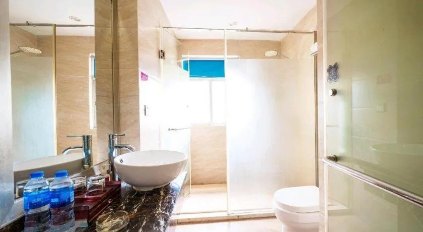 Sun Island Holiday Hotel