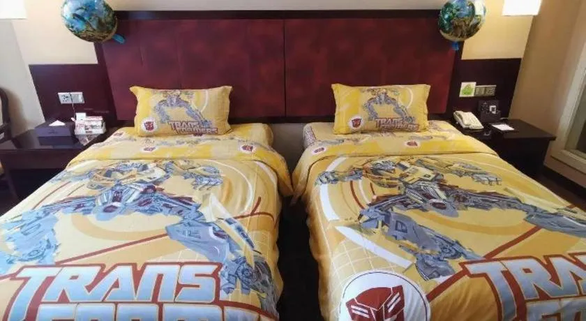 Bed in Sun Island Holiday Hotel