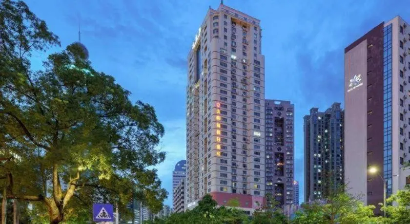 Sun Island Holiday Hotel